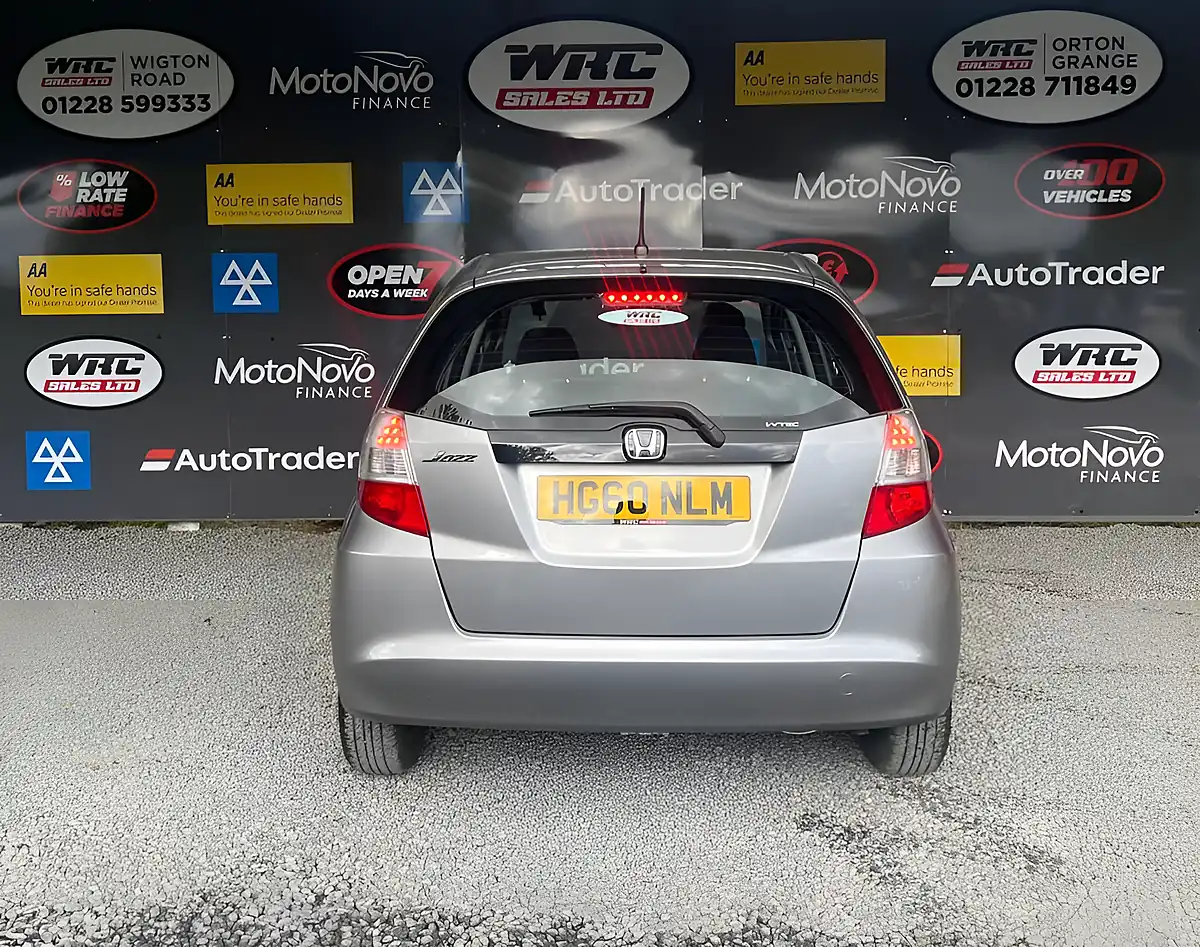 Used 2010 Honda Jazz S Silver - Interior and Exterior details 7