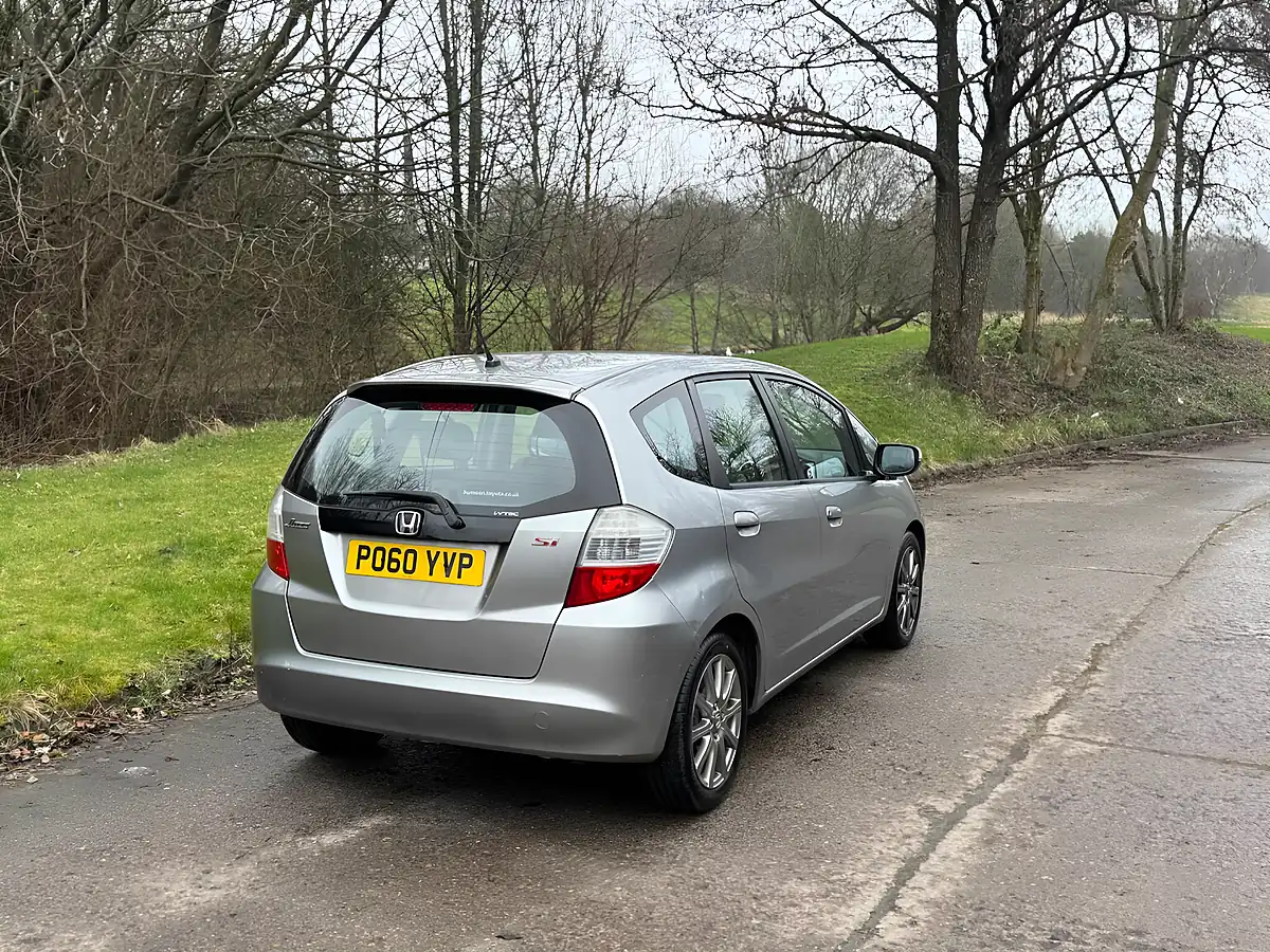 Used 2010 Honda Jazz Si Silver - Interior and Exterior details 10