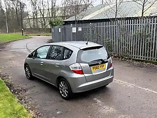 Used 2010 Honda Jazz Si Silver - Interior and Exterior details 6