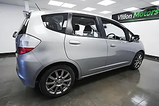 Used 2010 Honda Jazz Si Silver - Interior and Exterior details 3