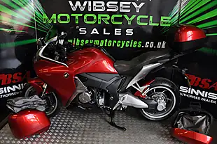 Used 2010 Honda Vfr 1200 Red - Interior and Exterior details 4