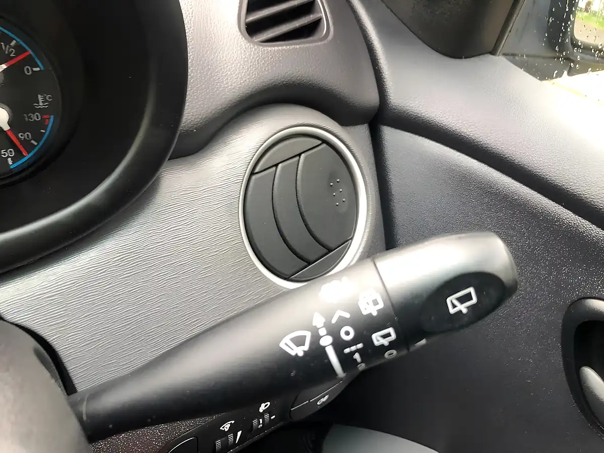 Used 2010 Hyundai i10 Classic - Interior and Exterior details 19