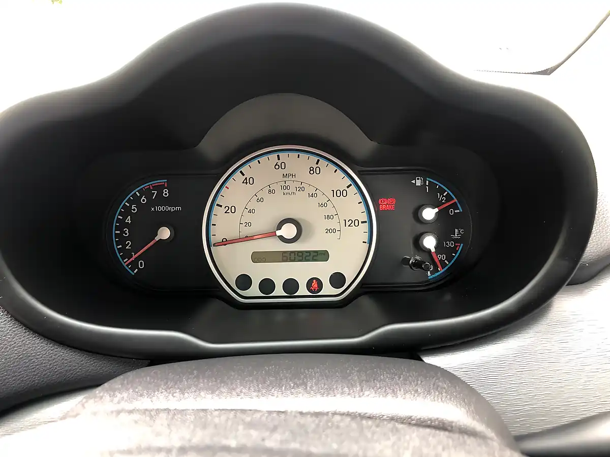 Used 2010 Hyundai i10 Classic - Interior and Exterior details 5