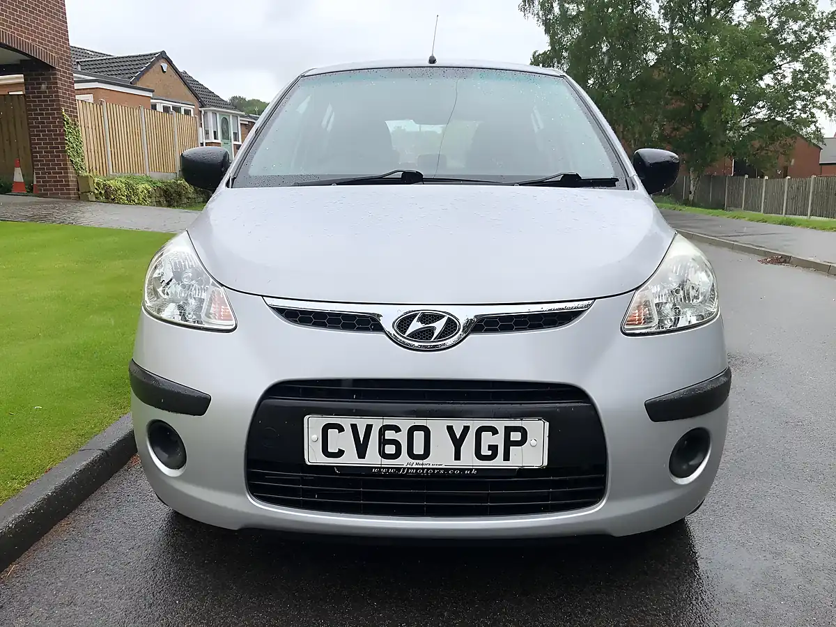 Used 2010 Hyundai i10 Classic - Interior and Exterior details 8