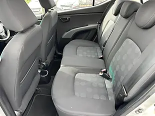 Used 2010 Hyundai i10 Comfort Silver - Interior and Exterior details 18
