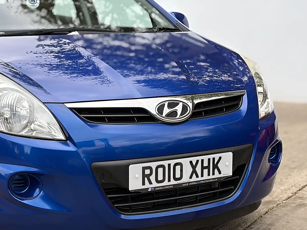 Used 2010 Hyundai i20 Comfort Blue - Interior and Exterior details 6