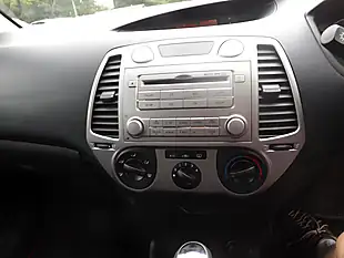 Used 2010 Hyundai I20 Comfort Red - Interior and Exterior details 13
