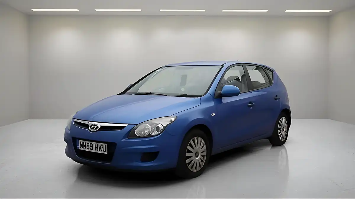 Used 2010 Hyundai I30 Classic Blue - Interior and Exterior details 2
