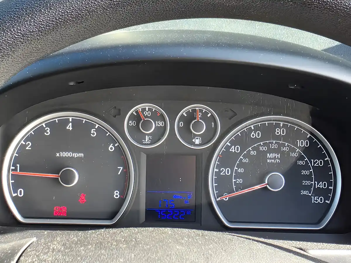Used 2010 Hyundai I30 Classic Silver - Interior and Exterior details 10