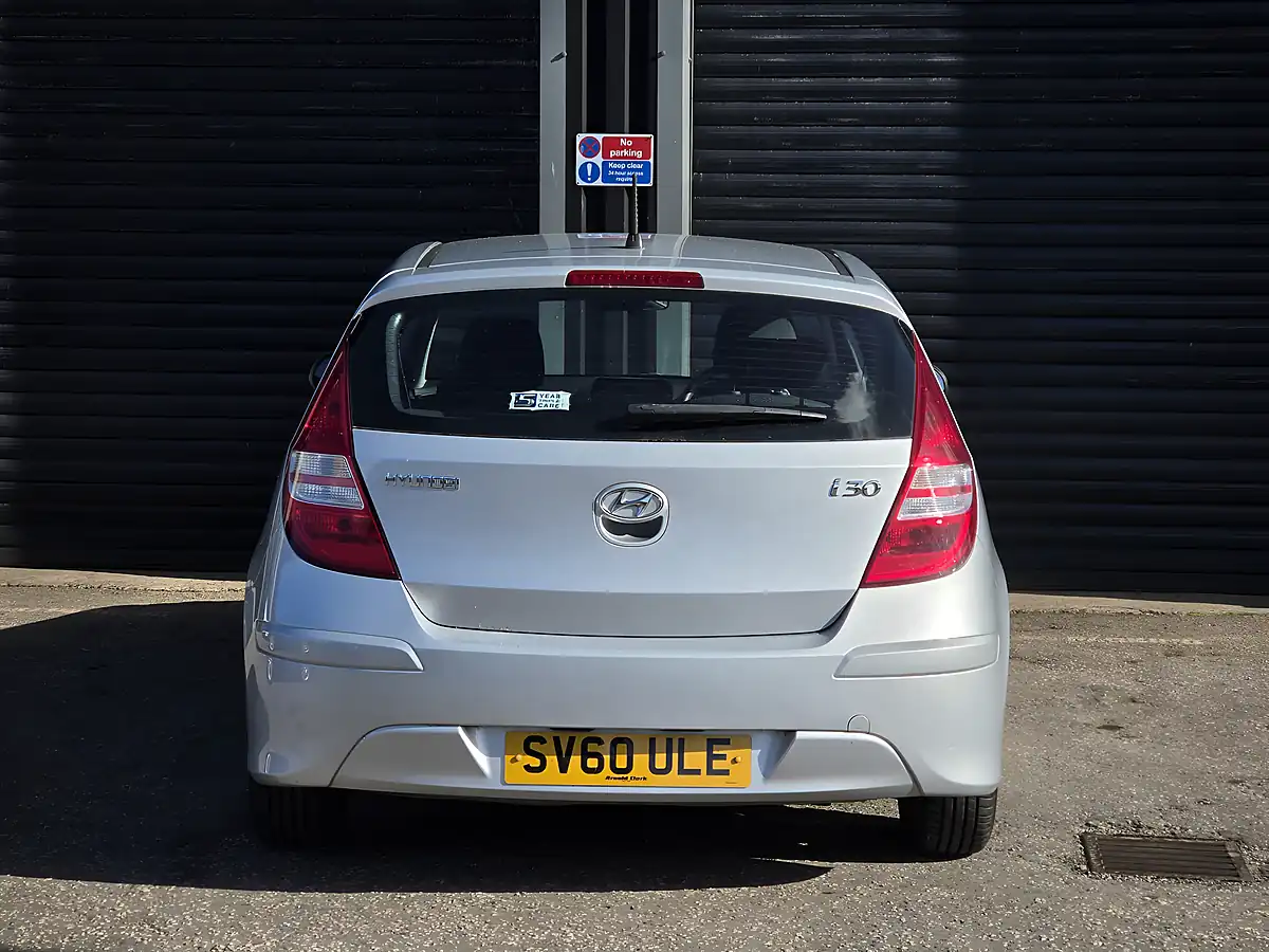 Used 2010 Hyundai I30 Classic Silver - Interior and Exterior details 13