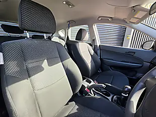 Used 2010 Hyundai I30 Classic Silver - Interior and Exterior details 4