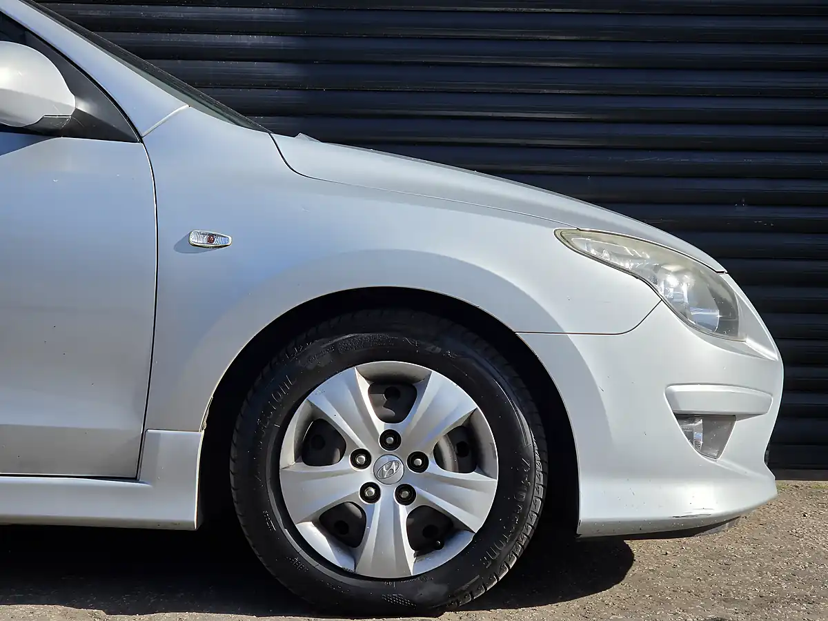 Used 2010 Hyundai I30 Classic Silver - Interior and Exterior details 7