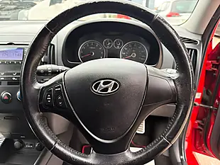 Used 2010 Hyundai I30 Edition Red - Interior and Exterior details 15