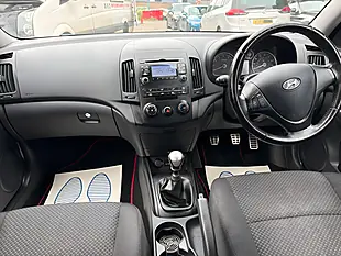 Used 2010 Hyundai I30 Edition Red - Interior and Exterior details 18