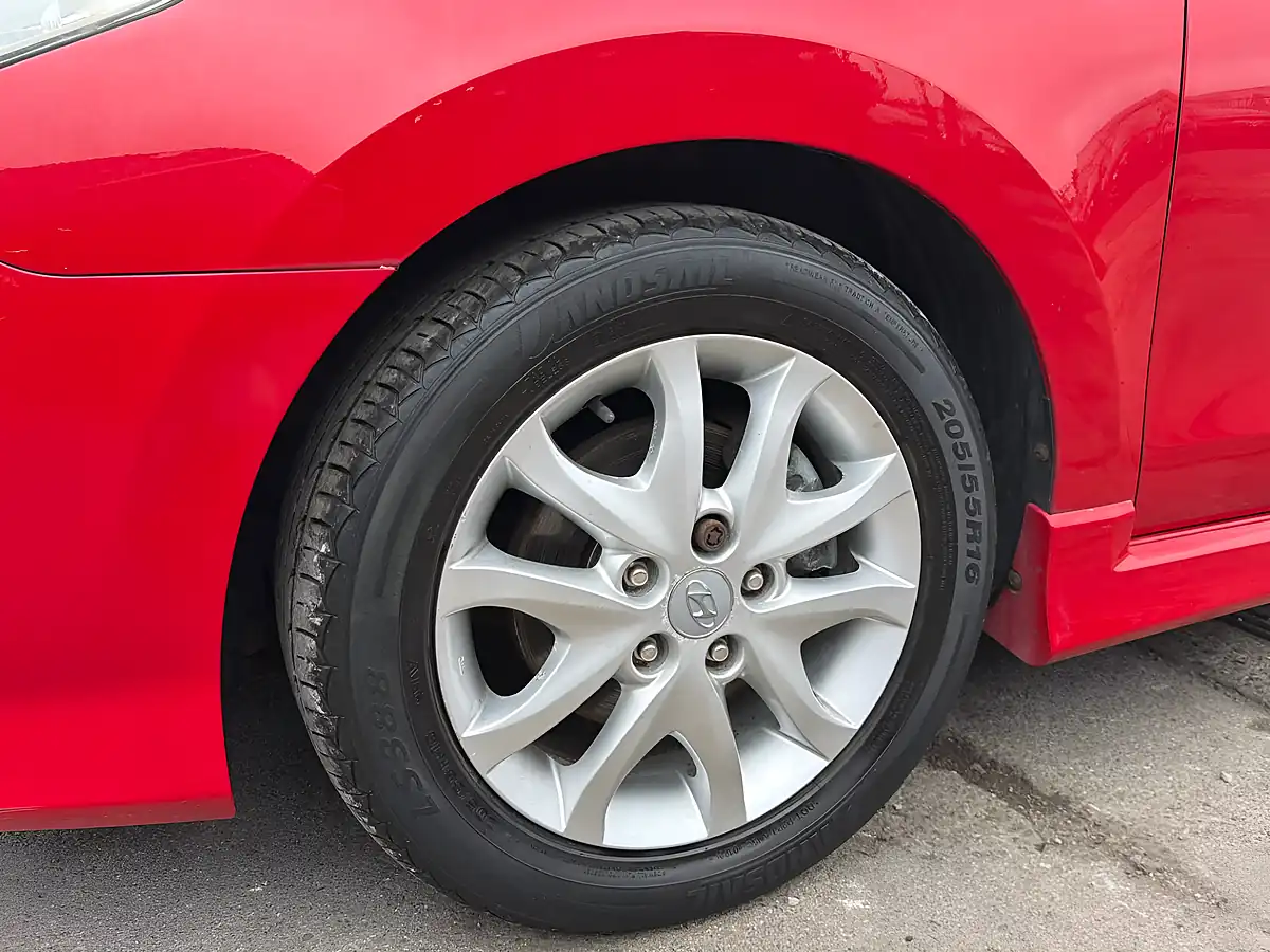 Used 2010 Hyundai I30 Edition Red - Interior and Exterior details 20