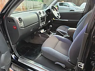 Used 2010 Isuzu Rodeo Denver Max Lwb D/C Black - Interior and Exterior details 12