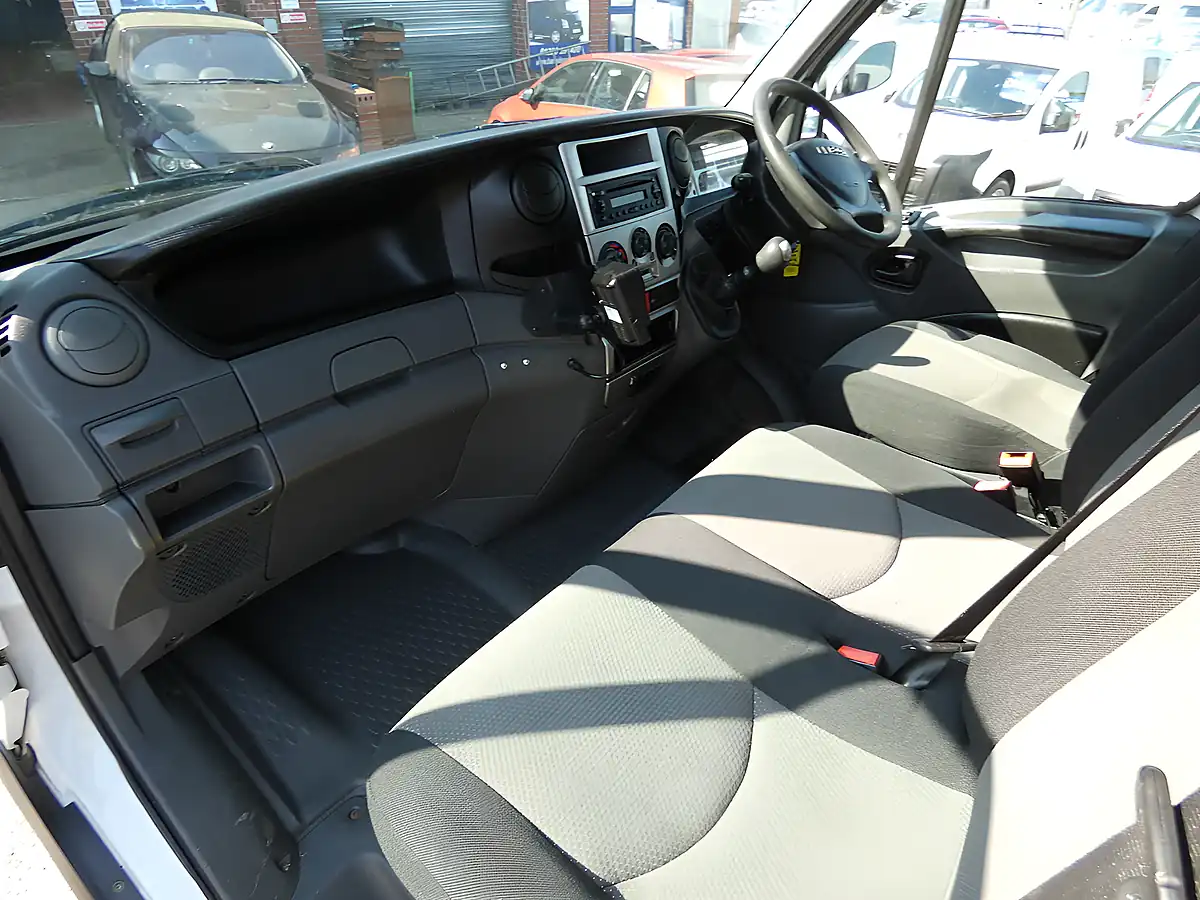 Used 2010 Iveco Daily 35C11 L2H2 Mwb White - Interior and Exterior details 18