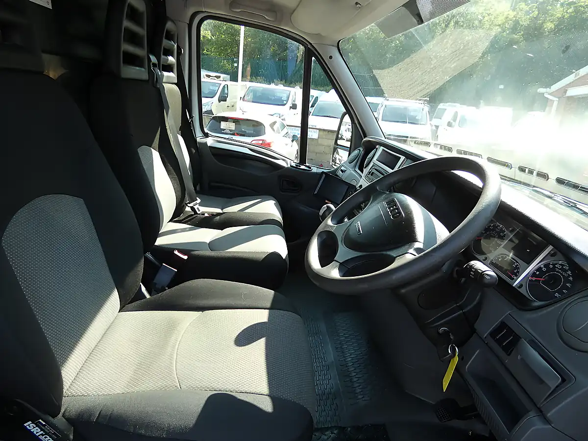 Used 2010 Iveco Daily 35C11 L2H2 Mwb White - Interior and Exterior details 2