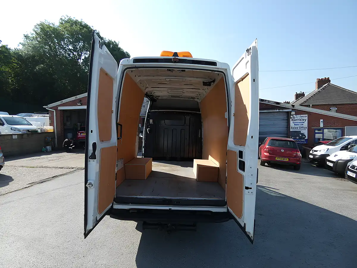 Used 2010 Iveco Daily 35C11 L2H2 Mwb White - Interior and Exterior details 20
