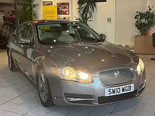 Used 2010 Jaguar Xf Luxury Grey - Interior and Exterior details 2