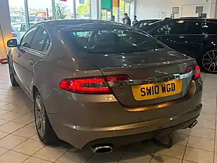 Used 2010 Jaguar Xf Luxury Grey - Interior and Exterior details 7