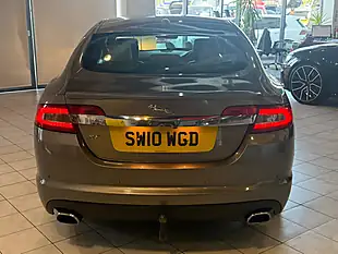 Used 2010 Jaguar Xf Luxury Grey - Interior and Exterior details 9