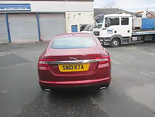 Used 2010 Jaguar Xf Luxury Red - Interior and Exterior details 3