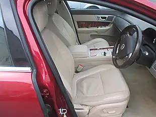 Used 2010 Jaguar Xf Luxury Red - Interior and Exterior details 7