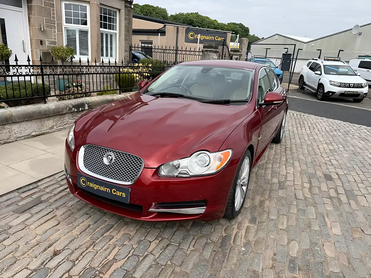 Used 2010 Jaguar Xf Premium Luxury Claret Red - Interior and Exterior details 10