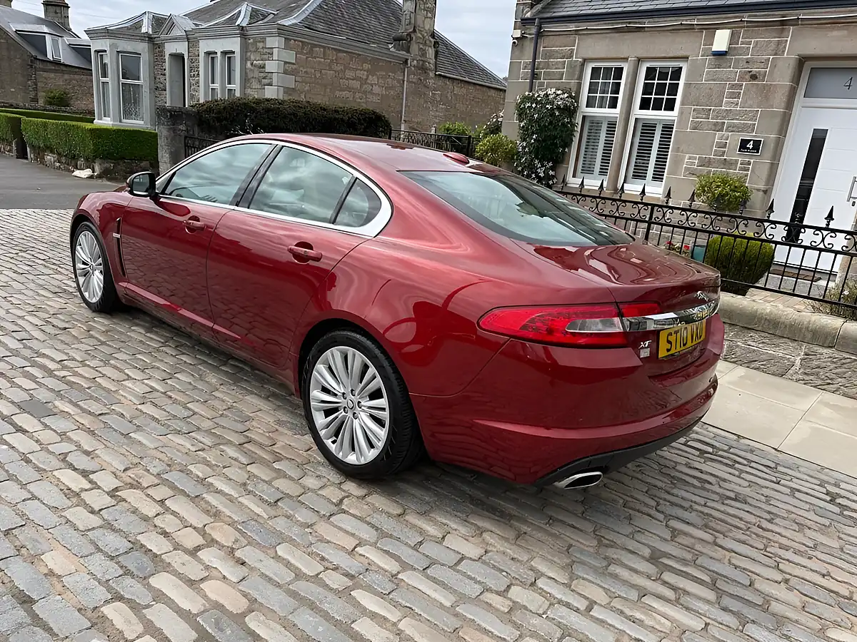 Used 2010 Jaguar Xf Premium Luxury Claret Red - Interior and Exterior details 13