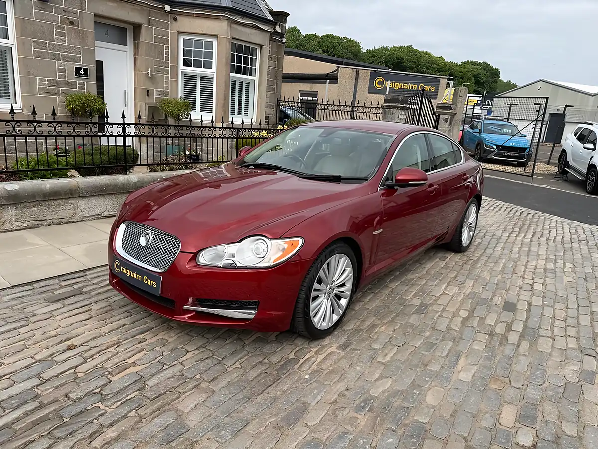 Used 2010 Jaguar Xf Premium Luxury Claret Red - Interior and Exterior details 3