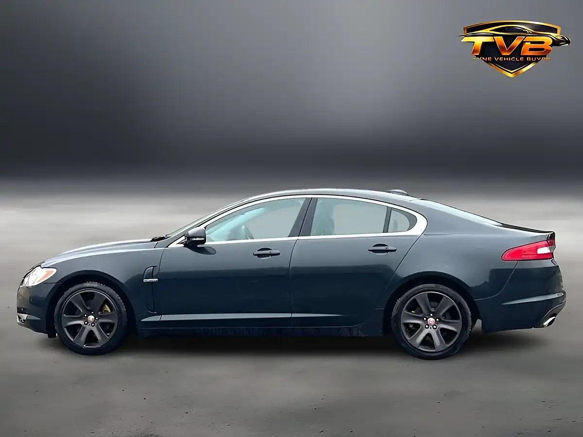 Used 2010 Jaguar Xf Premium Luxury Grey - Interior and Exterior details 10