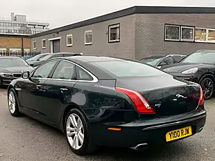 Used 2010 Jaguar Xj Portfolio Green - Interior and Exterior details 4