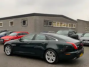 Used 2010 Jaguar Xj Portfolio Green - Interior and Exterior details 9