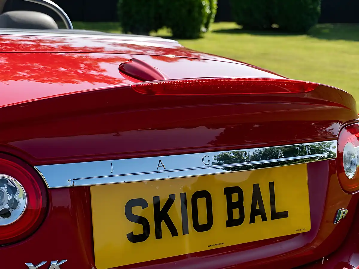 Used 2010 Jaguar Xkr Convertible Red - Interior and Exterior details 13