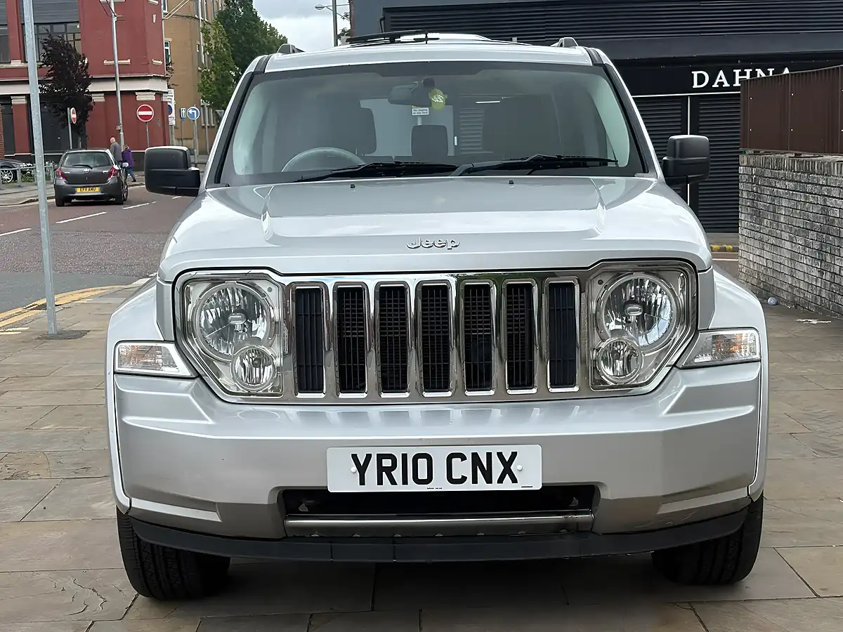Used 2010 Jeep Cherokee Limited Silver - Interior and Exterior details 2