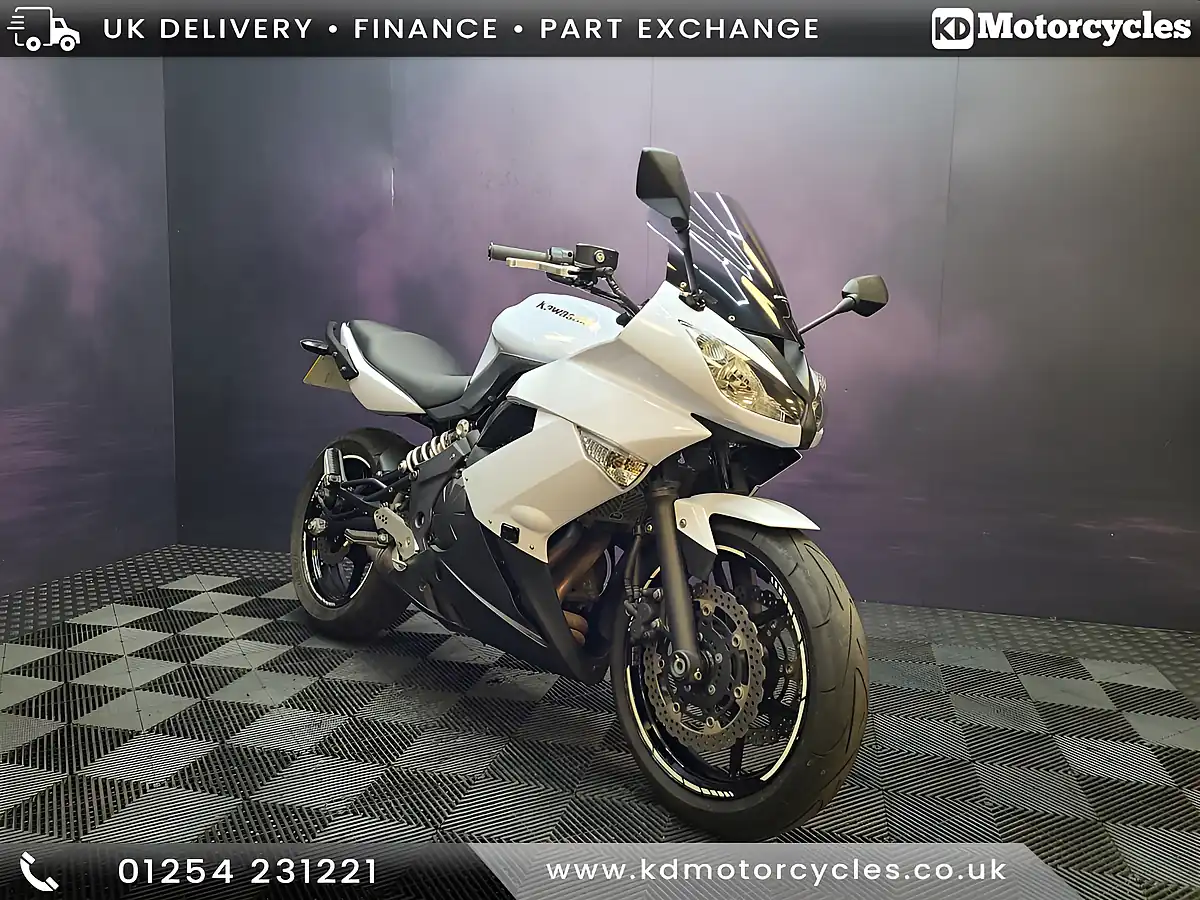 Used 2010 Kawasaki ER-6F White - Front View