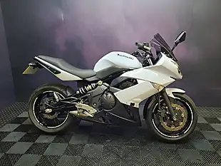 Used 2010 Kawasaki ER-6F White - Interior and Exterior details 2