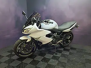 Used 2010 Kawasaki ER-6F White - Interior and Exterior details 5