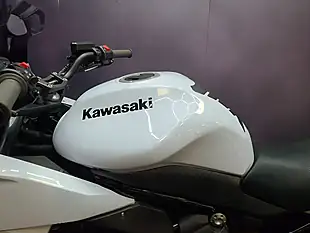 Used 2010 Kawasaki ER-6F White - Interior and Exterior details 9