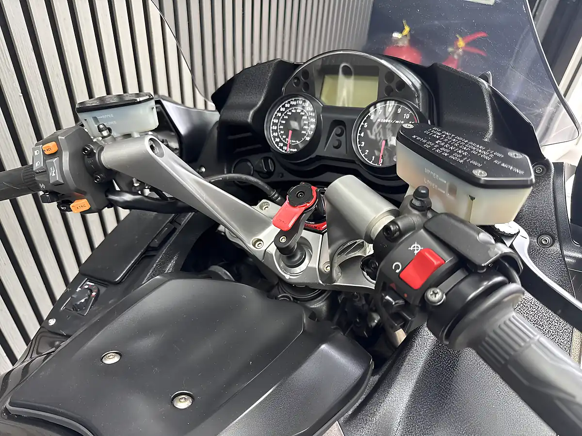 Used 2010 Kawasaki GTR1400 Grey - Interior and Exterior details 10