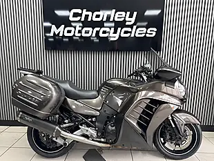 Used 2010 Kawasaki GTR1400 Grey - Interior and Exterior details 14
