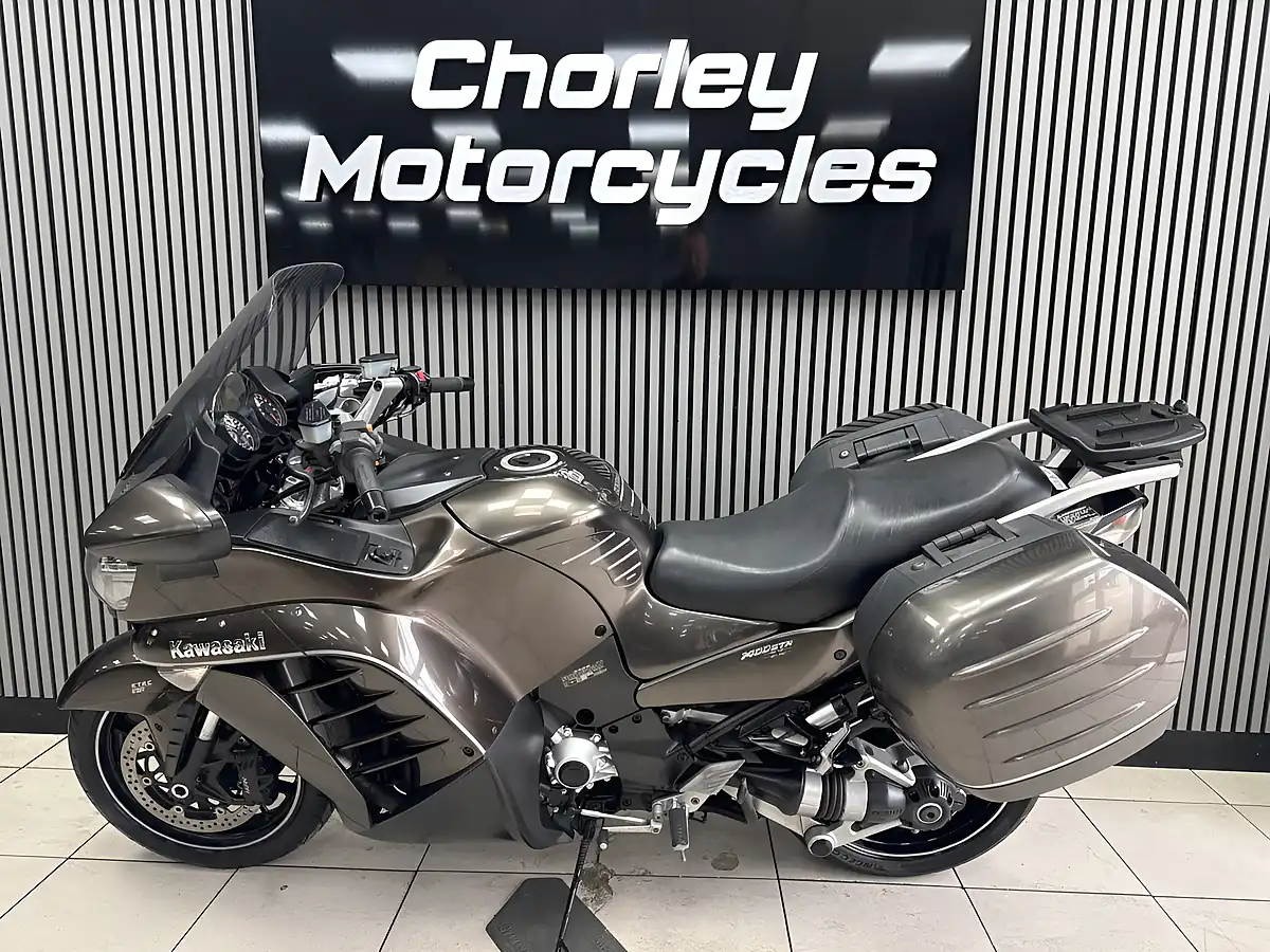 Used 2010 Kawasaki GTR1400 Grey - Interior and Exterior details 2