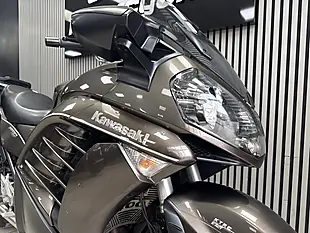 Used 2010 Kawasaki GTR1400 Grey - Interior and Exterior details 4