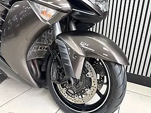 Used 2010 Kawasaki GTR1400 Grey - Interior and Exterior details 5