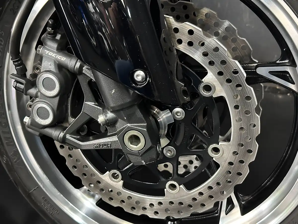 Used 2010 Kawasaki Z1000 1000 Black - Interior and Exterior details 12