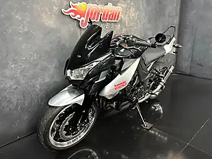 Used 2010 Kawasaki Z1000 1000 Black - Interior and Exterior details 17