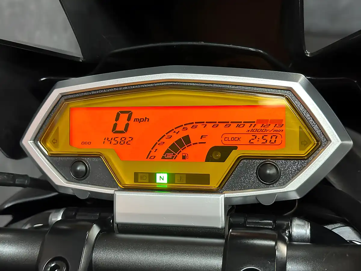 Used 2010 Kawasaki Z1000 1000 Black - Interior and Exterior details 3