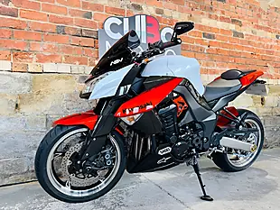 Used 2010 Kawasaki Z1000 Daf White - Interior and Exterior details 12