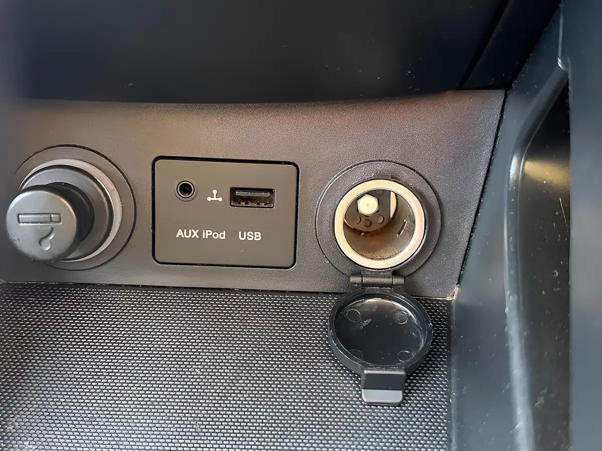 Used 2010 Kia Ceed 3 Grey - Interior and Exterior details 14